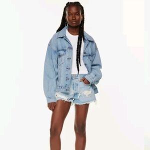 Levi's x Aritzia 501 distressed denim button fly shorts sz 26